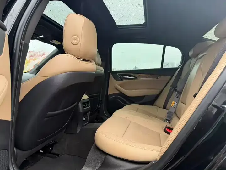 Cadillac CT5 2024 28T Honorable Model 6