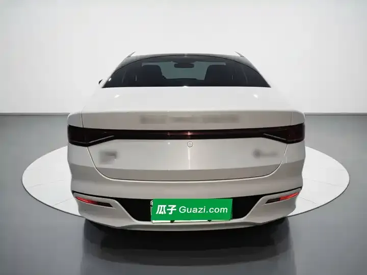 Qin PLUS 2023 Champion Edition DM-i 120KM Excellence 5