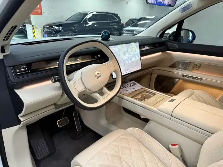 NIO ES8 2026 Six-seat Executive Deluxe Edition 4