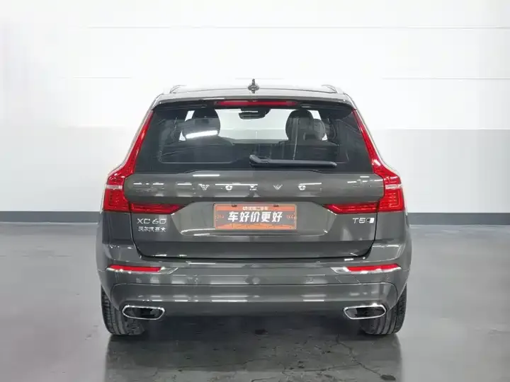 Volvo XC60 2021 T5 4WD Zhiyuan Deluxe Edition 4