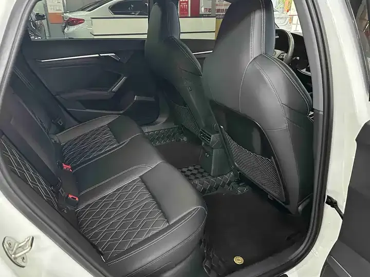 Audi A3 2025 A3L Limousine 35TFSI Flying Premium 12