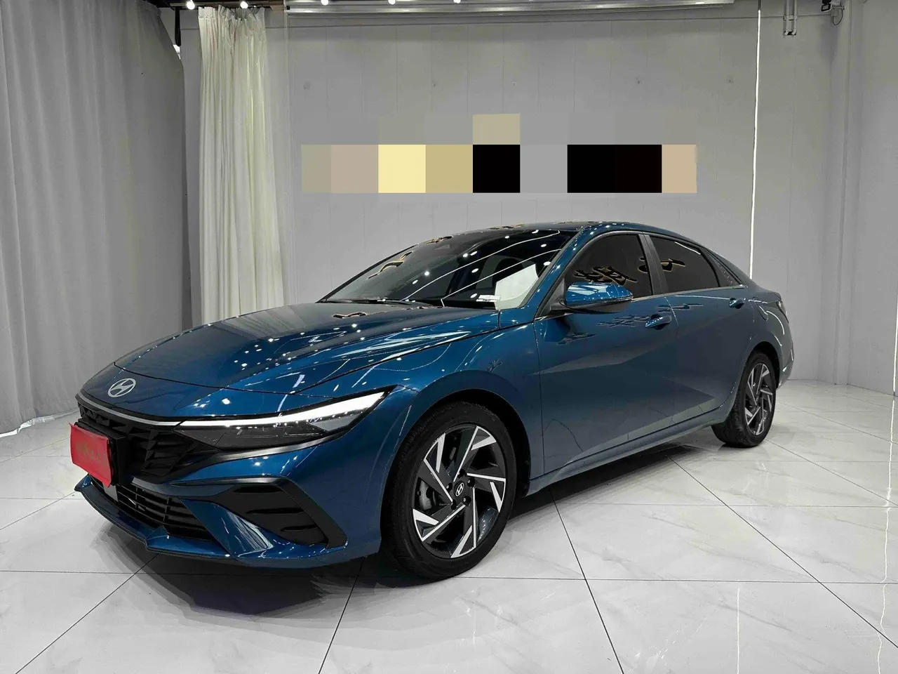 Hyundai 2023 Elantra -3-compartment 1.5 stepless LUX premium automatic gear - View 1