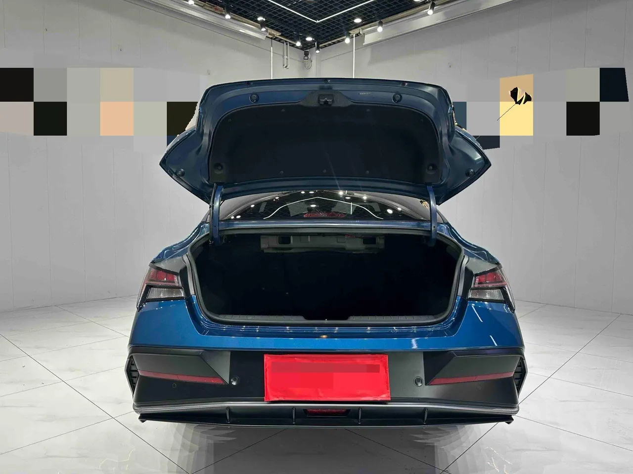 Hyundai 2023 Elantra -3-compartment 1.5 stepless LUX premium automatic gear 12