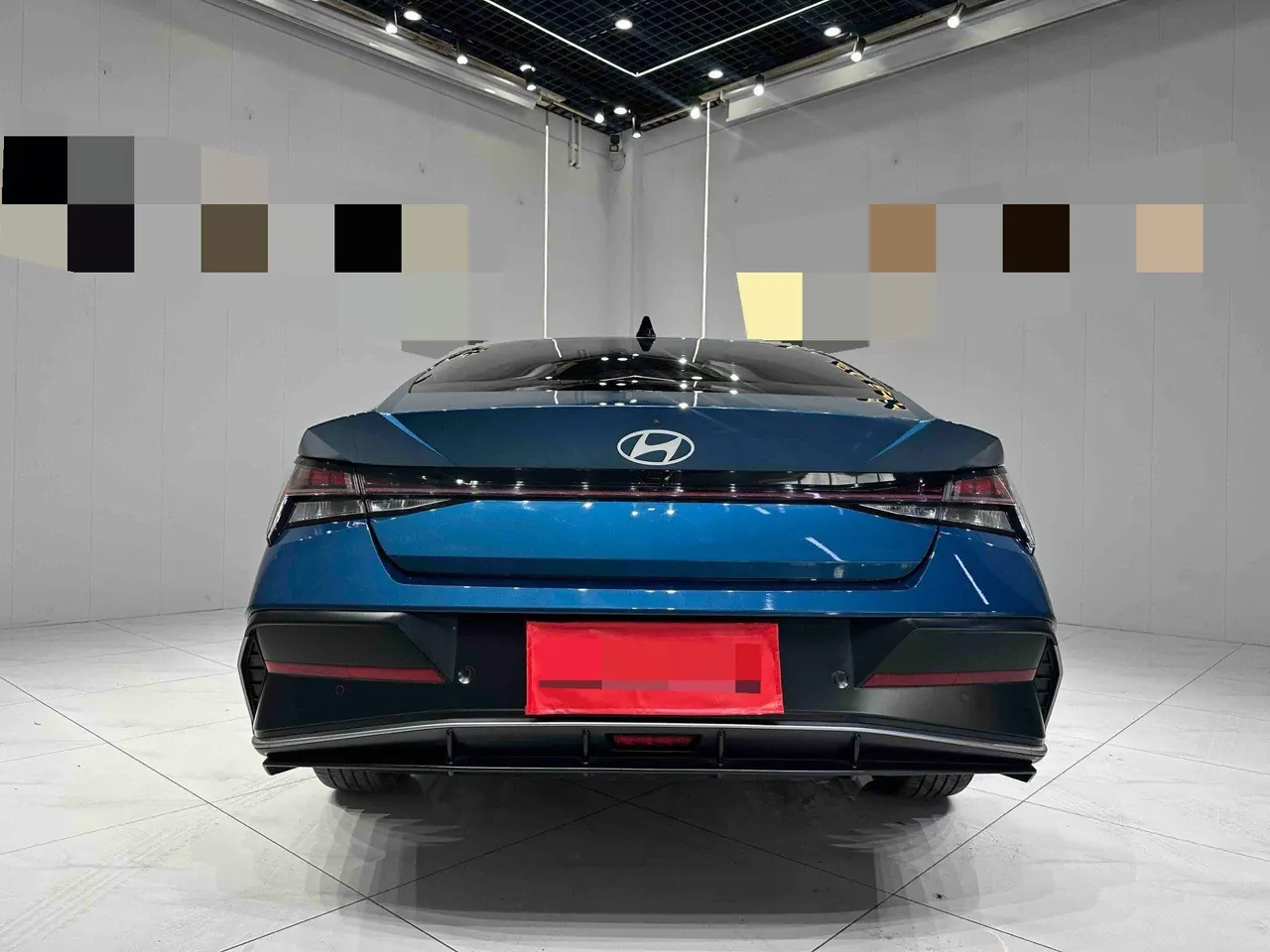 Hyundai 2023 Elantra -3-compartment 1.5 stepless LUX premium automatic gear 3