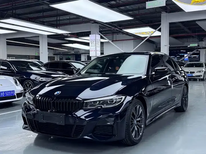 BMW 3 Series 2022 325Li M Sports Night Suit - View 1
