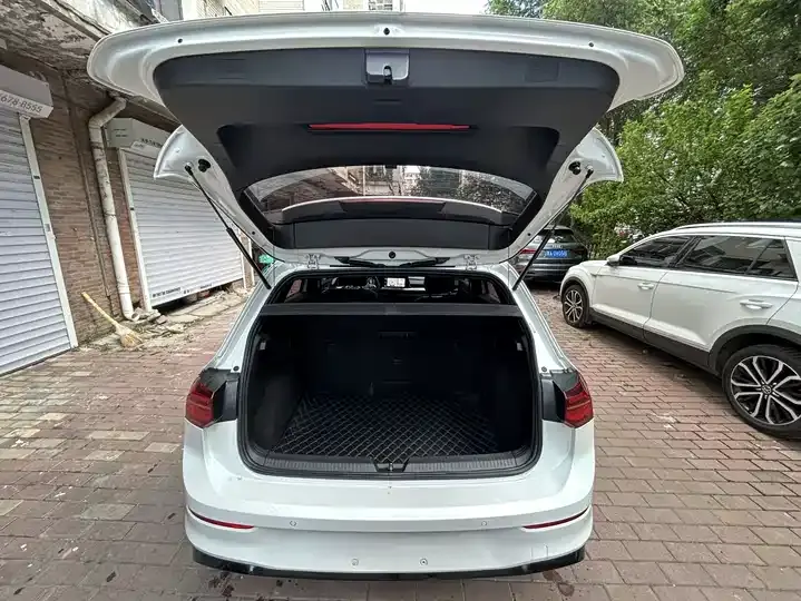 Golf 2023 facelift 280TSI DSG R-Line Lite 8
