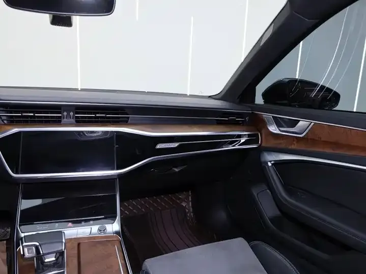 Audi A6L 2023 45 TFSI quattro Enjoy Dynamic 12