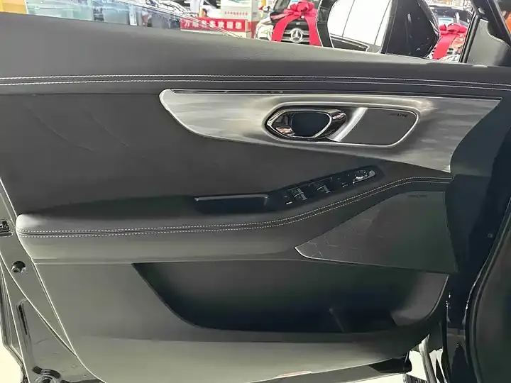 Chuanqi ES9 2024 PHEV 143km Max 10