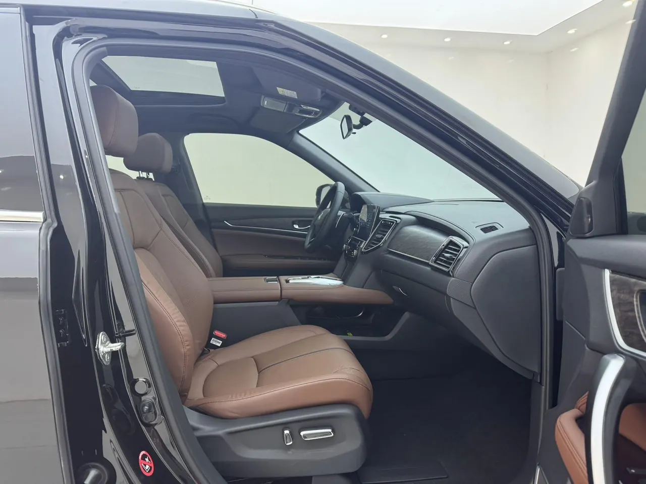 Honda 2020 UR-V 2.0T 370TURBO two-drive elegant version of automatic gear 7