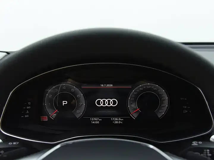 Audi A6L 2025 45 TFSI Selected Dynamic Ventilated and Comfortable Bag 9
