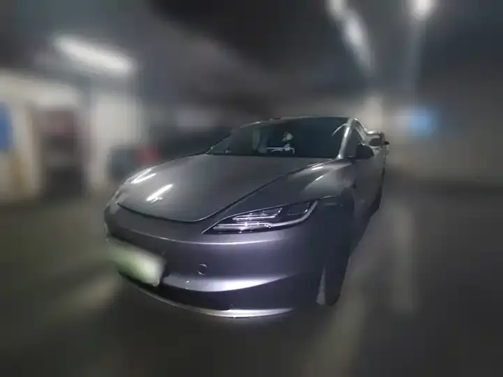 Open image lightbox: Model 3 2025 model facelift rear-wheel drive version