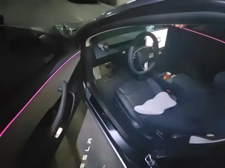 Model 3 2025 model facelift rear-wheel drive version 12