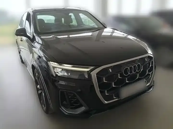 Audi Q7 2025 55 TFSI quattro S line Sport 7