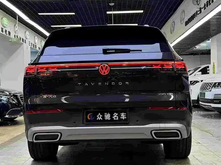 Lan Tour 2023 330TSI Deluxe Tour Edition 7