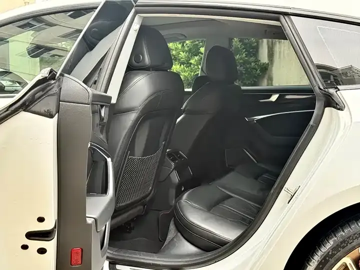 Audi A7 2020 45 TFSI Selection 7