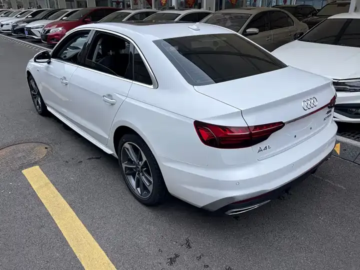 Audi A4L 2024 model 40 TFSI Fashion Dynamic version 12
