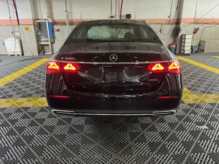 Mercedes Benz E Class 2026 E 300 L Luxury Model 3
