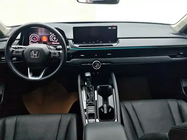 Accord 2023 260TURBO Excellence Edition 12