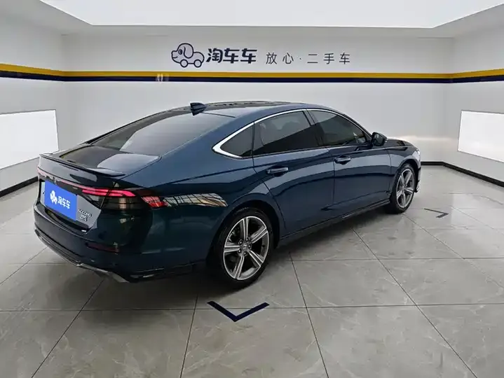 Accord 2023 260TURBO Excellence Edition 3