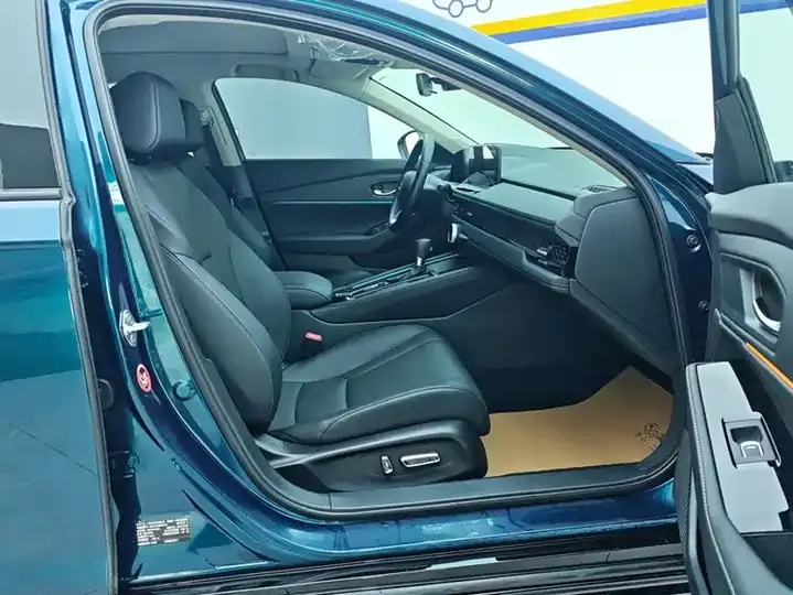 Accord 2023 260TURBO Excellence Edition 8