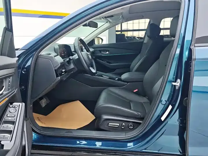 Accord 2023 260TURBO Excellence Edition 9