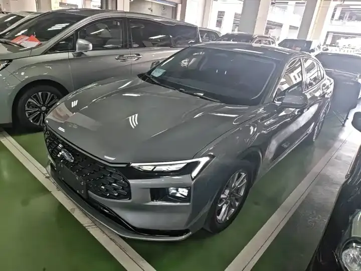 Mondeo 2023 EcoBoost 180 Luxury Model 2