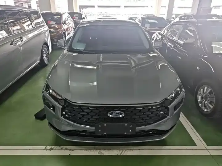 Mondeo 2023 EcoBoost 180 Luxury Model 3
