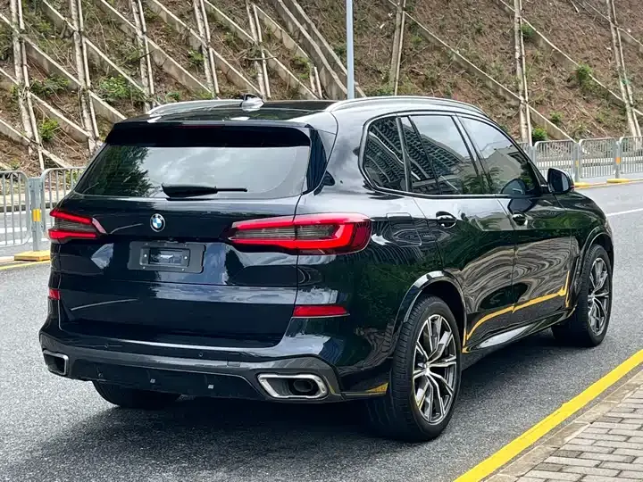 BMW X5 (Imported) 2020 xDrive40i M Sports Suit 5