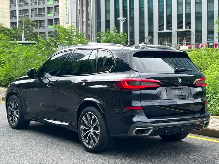 BMW X5 (Imported) 2020 xDrive40i M Sports Suit 7