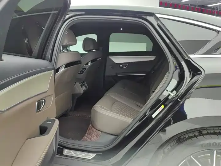 Han 2025 DM-i 125KM Honor Type 11
