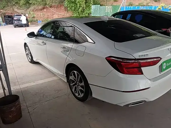 Yingshi 2019 260TURBO exquisite version of the country VI 5