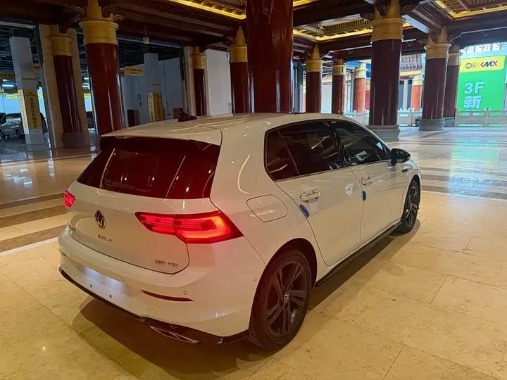 Golf 2023 280TSI DSG R-Line 4