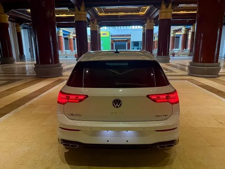 Golf 2023 280TSI DSG R-Line 5