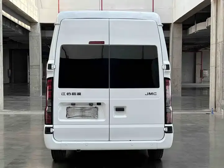 JMC Fushun 2025 2.0T 6MT diesel mid-shaft mid-top commercial 9 seats (non-operating) 4