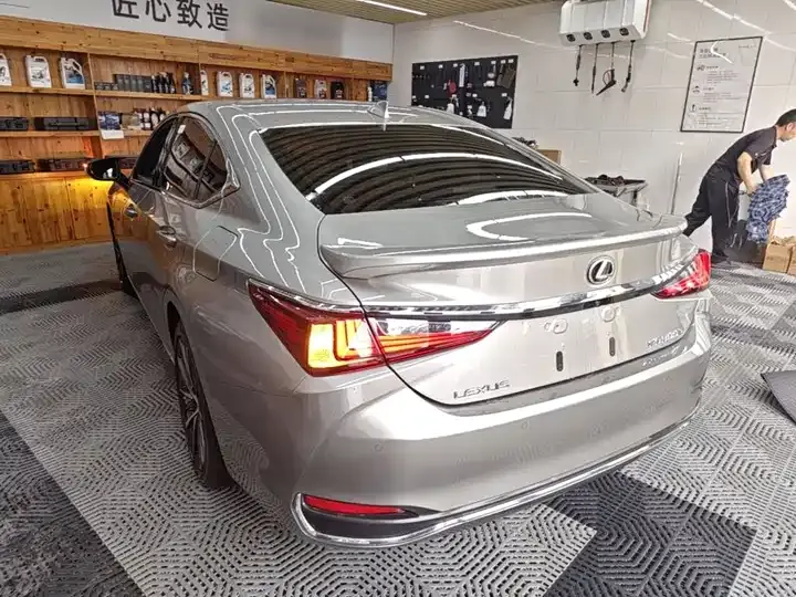 Lexus ES 2023 260 Excellence Edition 5