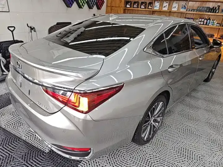 Lexus ES 2023 260 Excellence Edition 7