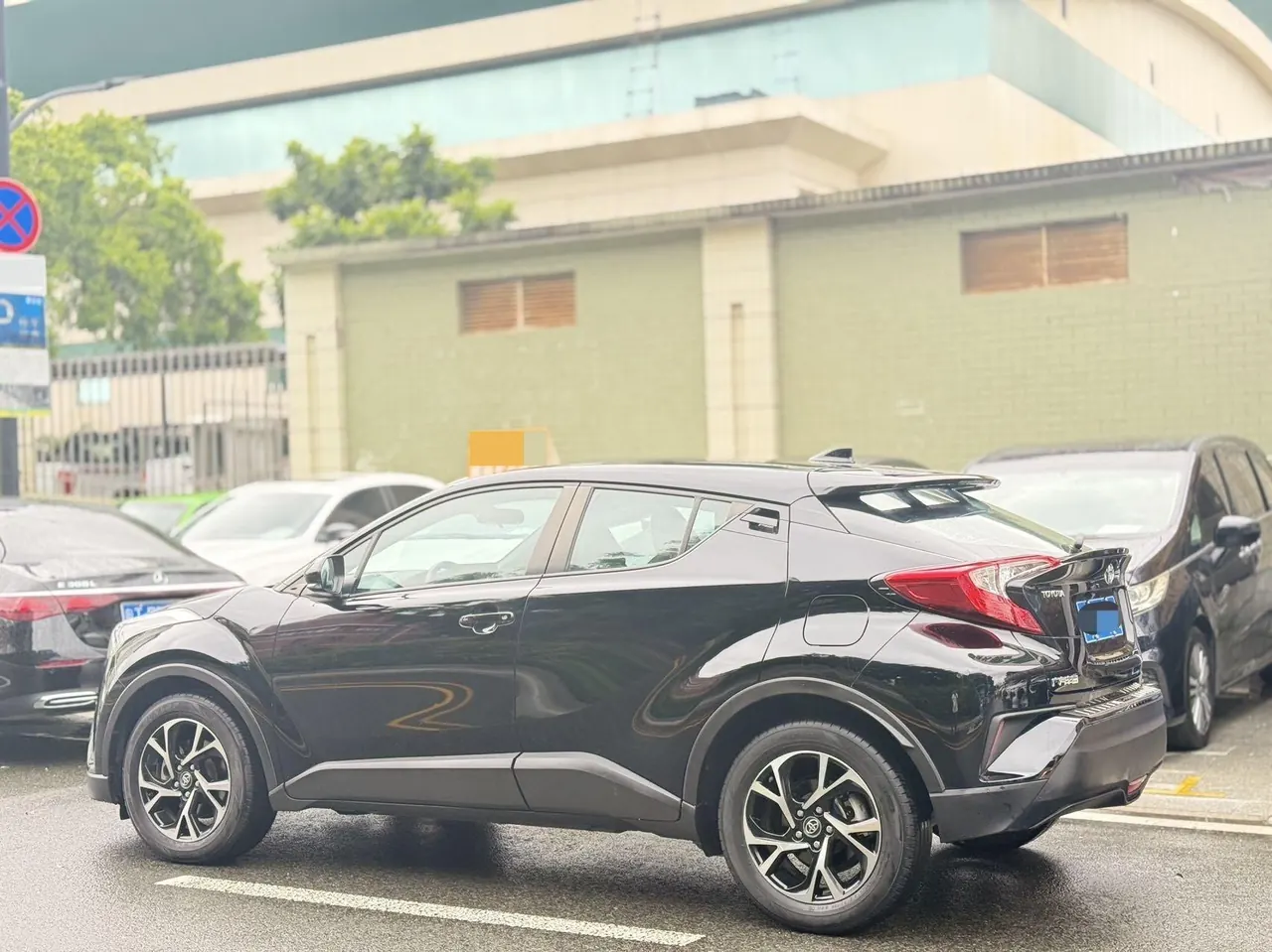 Toyota 2020 C- HR 2.0 Stepless Comfort Edition Automatic Gear 9