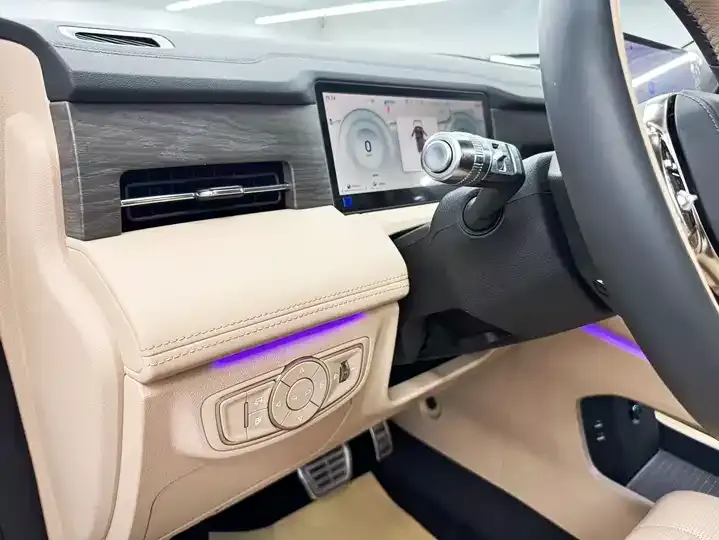 Jetour ShanHai L9 2025 1.5TD 2DHT Ultimate Edition 6 12