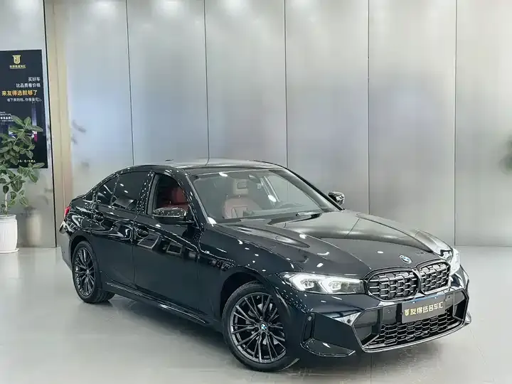BMW 3 Series 2023 325i M Sports Night Suit 2
