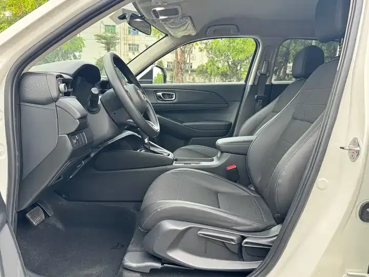 Binzhi 2025 1.5L CVT Comfortable Edition 8