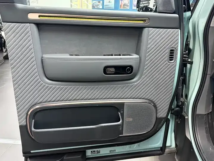 Zeekr MIX 2025 Smart Driving Edition 7