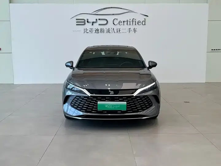 Qin L 2025 DM-i smart driving version 80KM Exceed 2