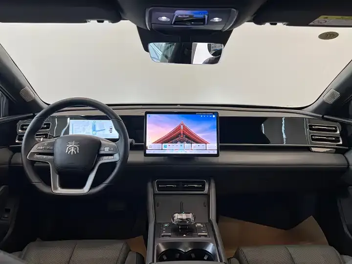 Qin L 2025 DM-i smart driving version 80KM Exceed 5
