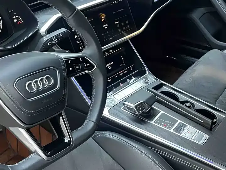 Audi A6L 2024 55 TFSI quattro Enjoy Dynamic 7