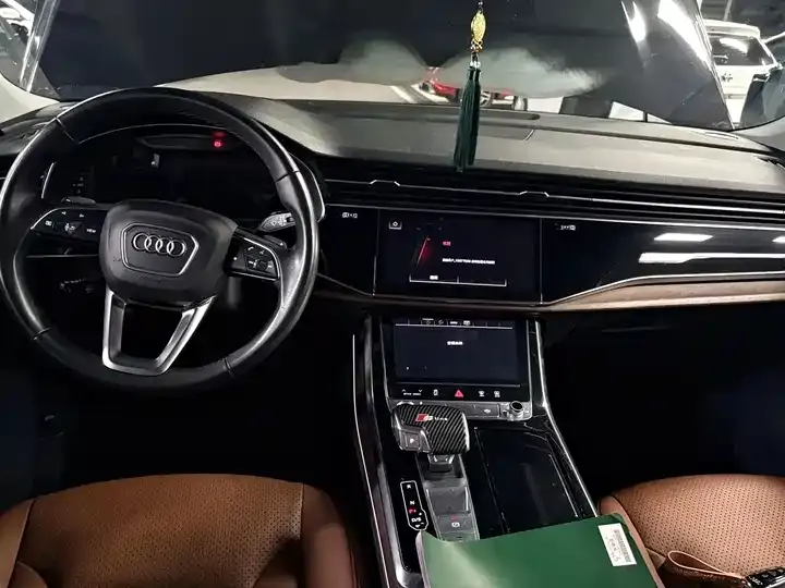 Audi Q7 2021 45 TFSI quattro S line Sport 5
