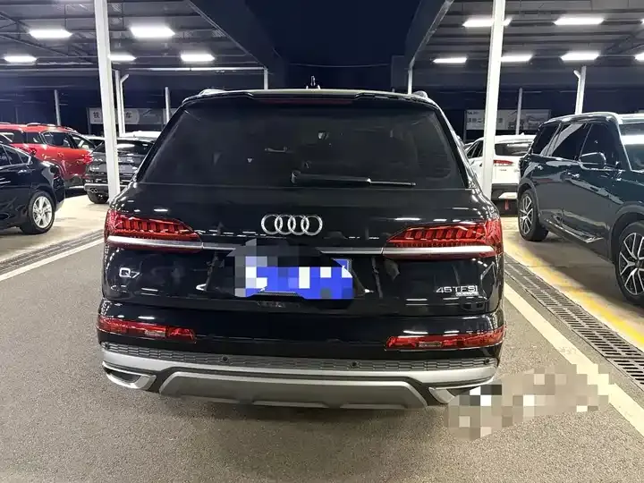 Audi Q7 2021 45 TFSI quattro S line Sport 8