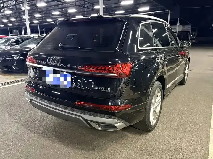 Audi Q7 2021 45 TFSI quattro S line Sport 9