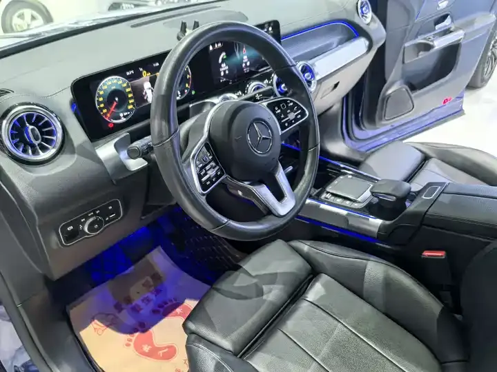Mercedes Benz GLB 2021 GLB 200 Fashion 10