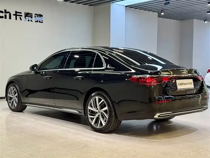 Mercedes Benz E-Class 2025 to E 300 L Fashion 6