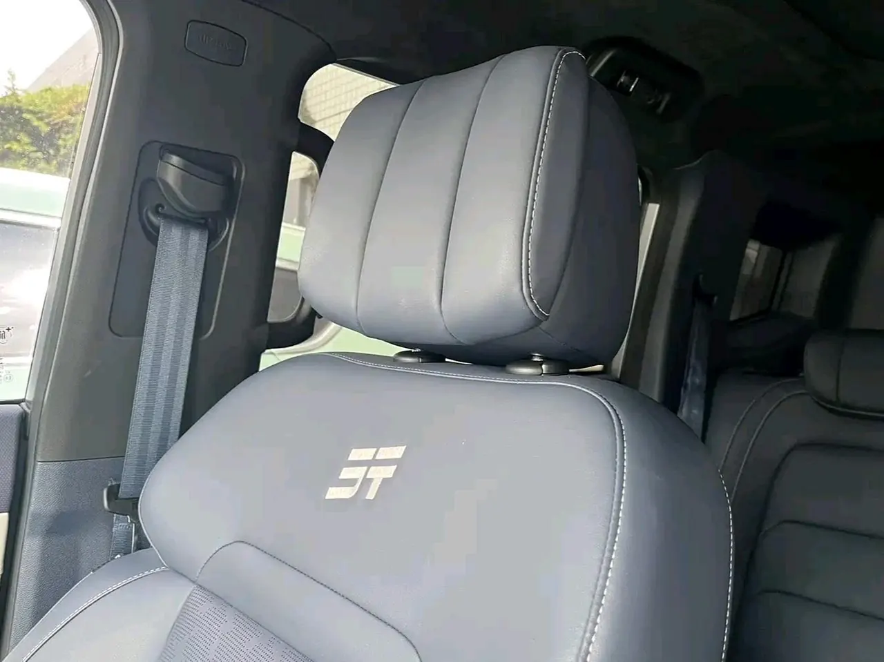 Jetour 2024 ShanHai T2 C- DM 1.5T 208KM Shan Ye Edition Automatic Gear 4